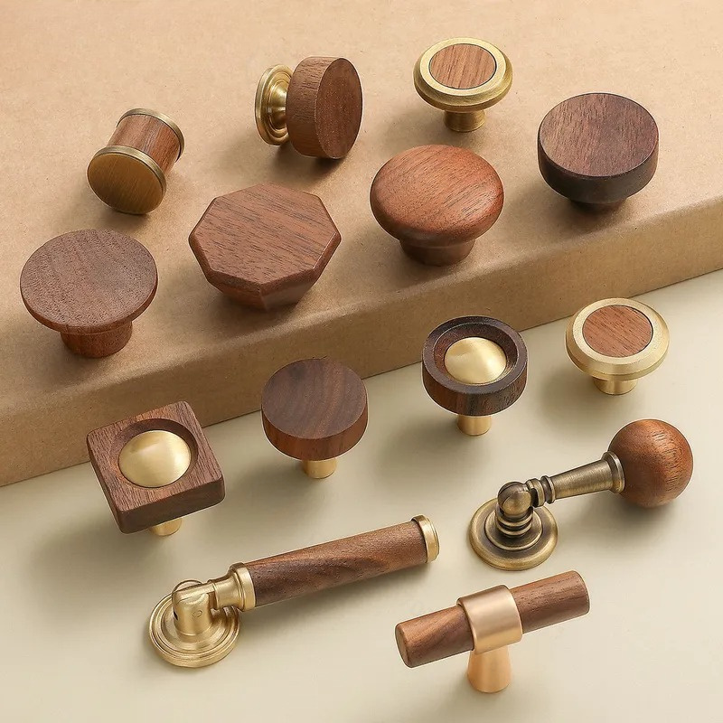 Cabinet Knob Round - Средневековая латунная ручка для шкафа с